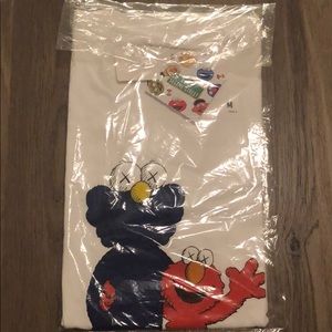 Uniqlo x kaws x Sesame Street Tshirt.